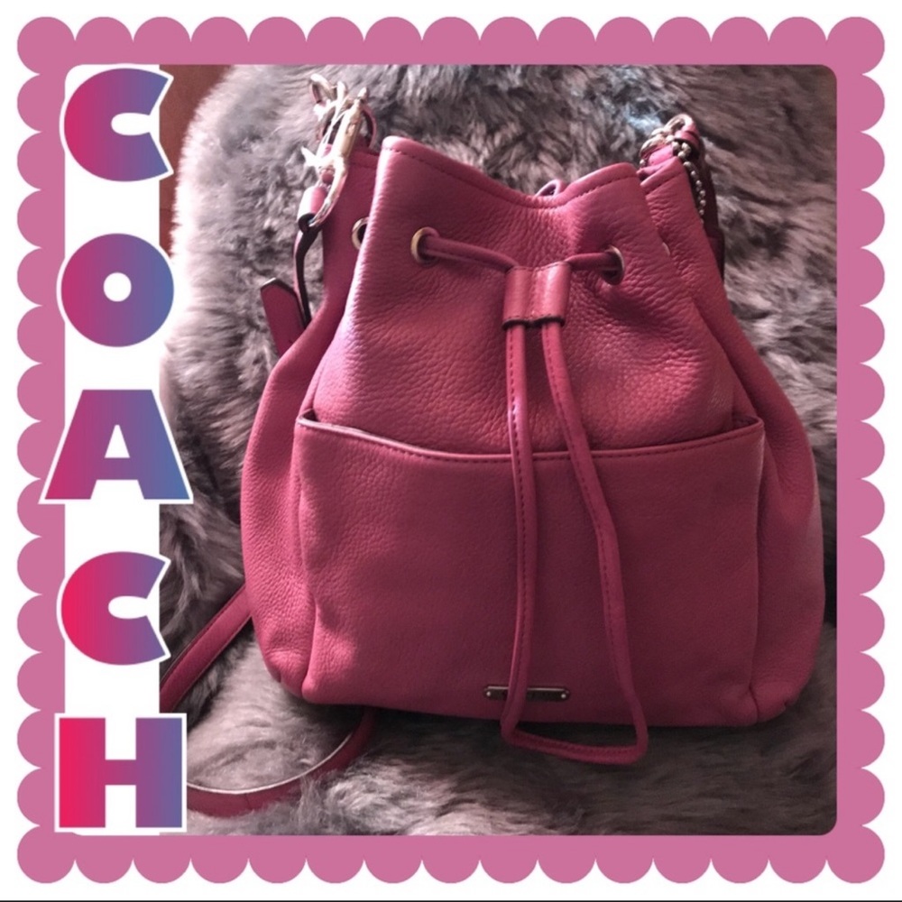 Coach bucket tote/crossbody bag